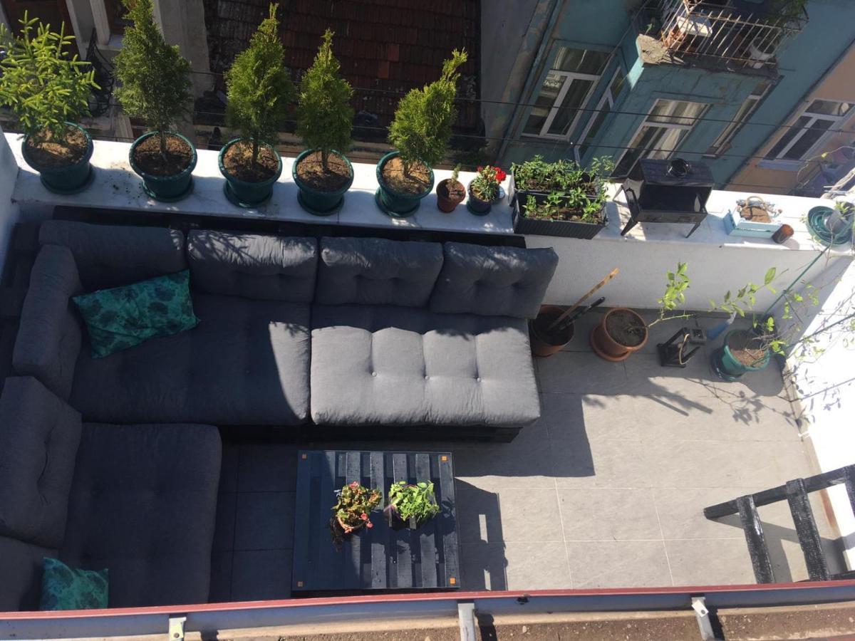 Duplex With Terrace In Center,5Mn Walk To Istiklal Apartman Isztambul Kültér fotó